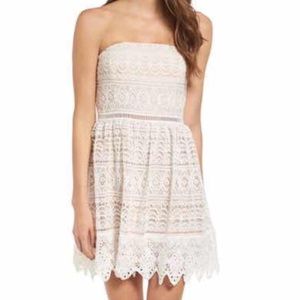Socialite Scalloped White Lace Dress